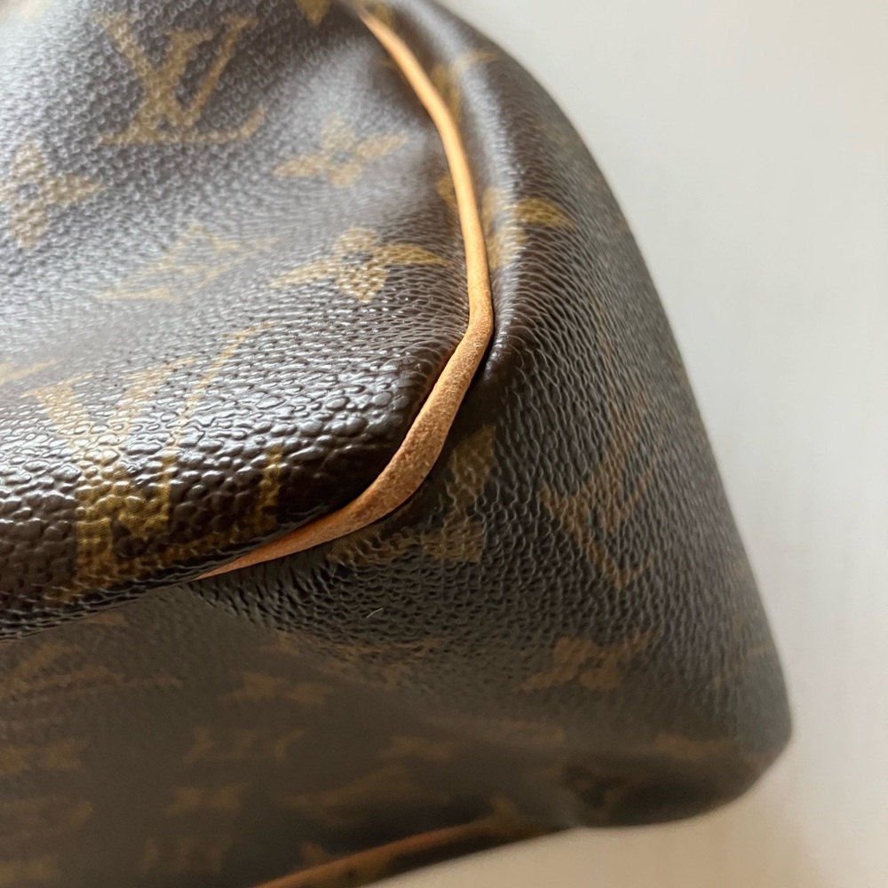 Louis Vuitton Batignolles Horizontal Bag - Picture 12 of 16